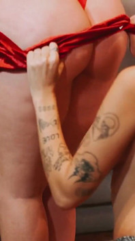 Рождественский выпуск 2022 года - Стриптиз