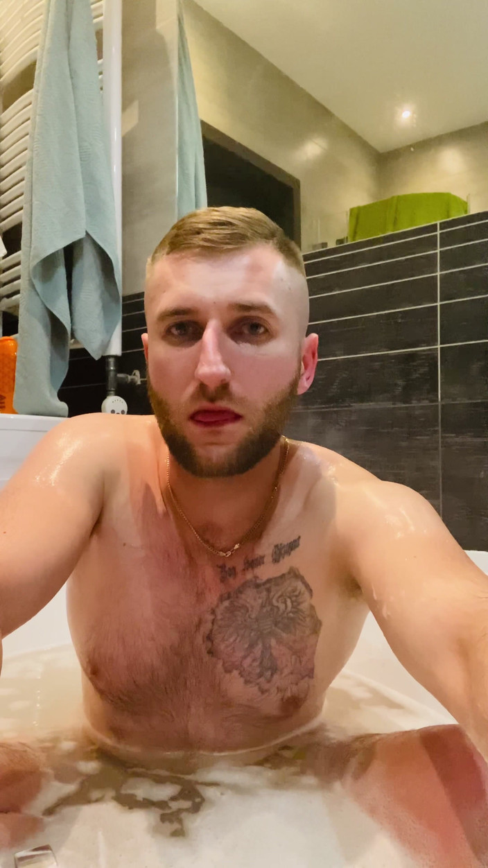 Barti Rede: Il bagno caldo della studentessa