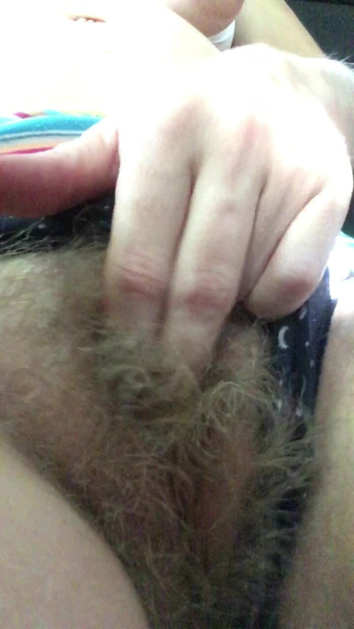 Risky Hairy Couple: Risky Masturbation and Cum in the Car