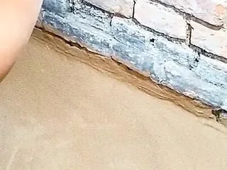 Pumi: First Time Kamwali Bhabi Ko Choda