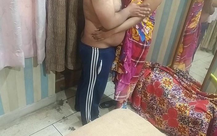 StepSiblingCaught: 性感的继母在酒店房间里和她的新继子做爱。第2部分