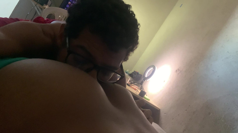 Couple 2 Black: Video 0408 prochází spoustou problémů, přátelé.