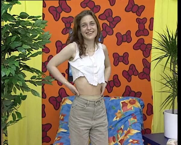YOUR FIRST PORN: Sophie Ganz Privat - Sophie hoàn toàn riêng tư