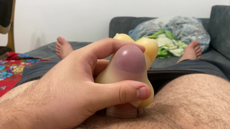 OsiaCA: Mi scopo una figa di gomma