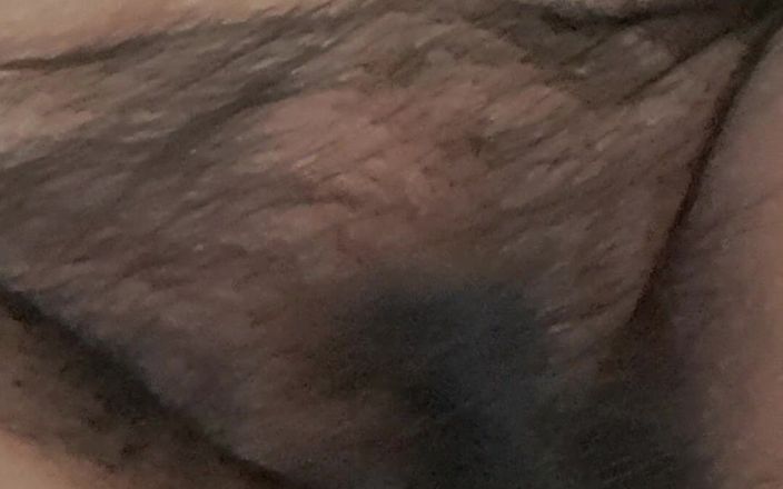 Mommy big hairy pussy: Волохата пизда мачухи 1