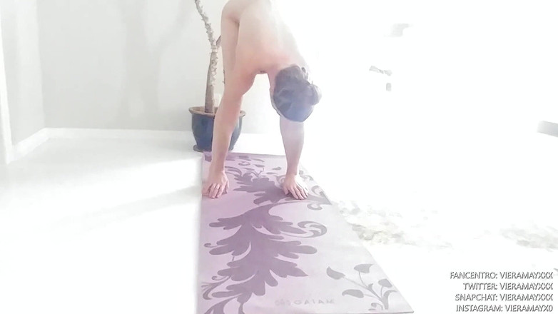 VieraMayXXX: Treino matinal brilhante e nu