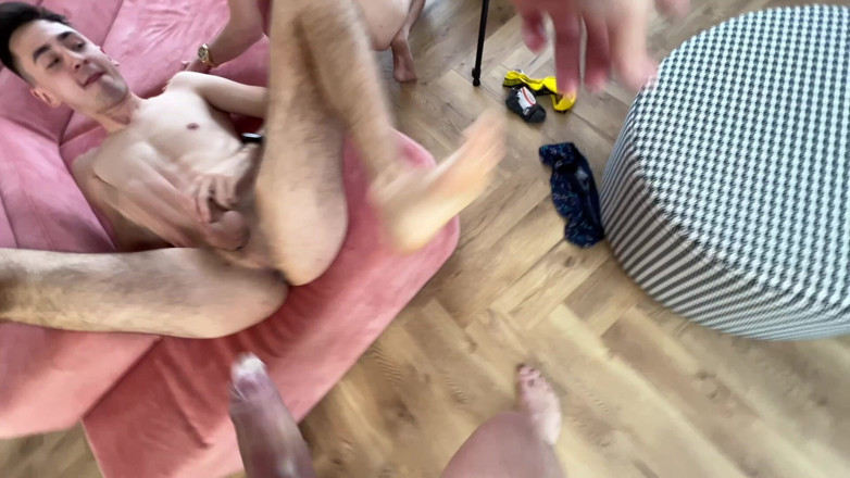 Falcon Al: Gangbang Étudiant - Trois Mecs Et Papa Baisent Fort Et Filment Leur...