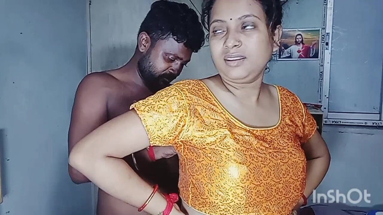 Desisupar93: Priya bhabhi indossa un vestito molto bello e sta per...