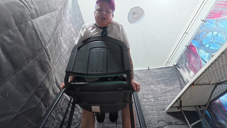 The Izars: Insegnante troia sporca lo prende duro