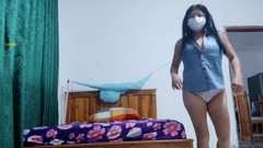 NEGRITA SEXY: 스트레치 마크를 가진 맛있는 거유 미시 여자는 엑스터시와 관능으로 가득합니다.