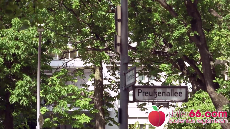 Dates66: Wunderschöne studentin aus Deutschland im park gefickt jolee Love