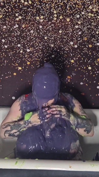 Cream và gunge vui vẻ!