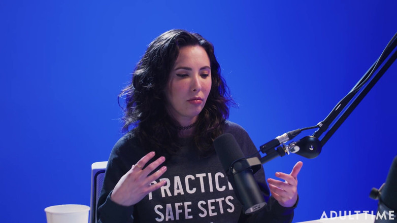 Adult Time Podcast: Casey Calvert: Tiger King Parody, Imposter Syndrome, &amp; BDSM | the Adult...