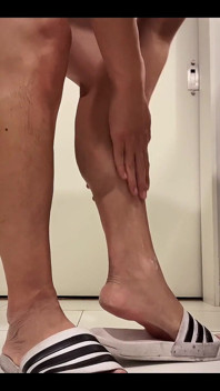 I forgot to put lotion, so I’ll have to do this again