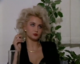 Vintage Climax: Блондинке Vixen пробурили пизду и кончили на задницу