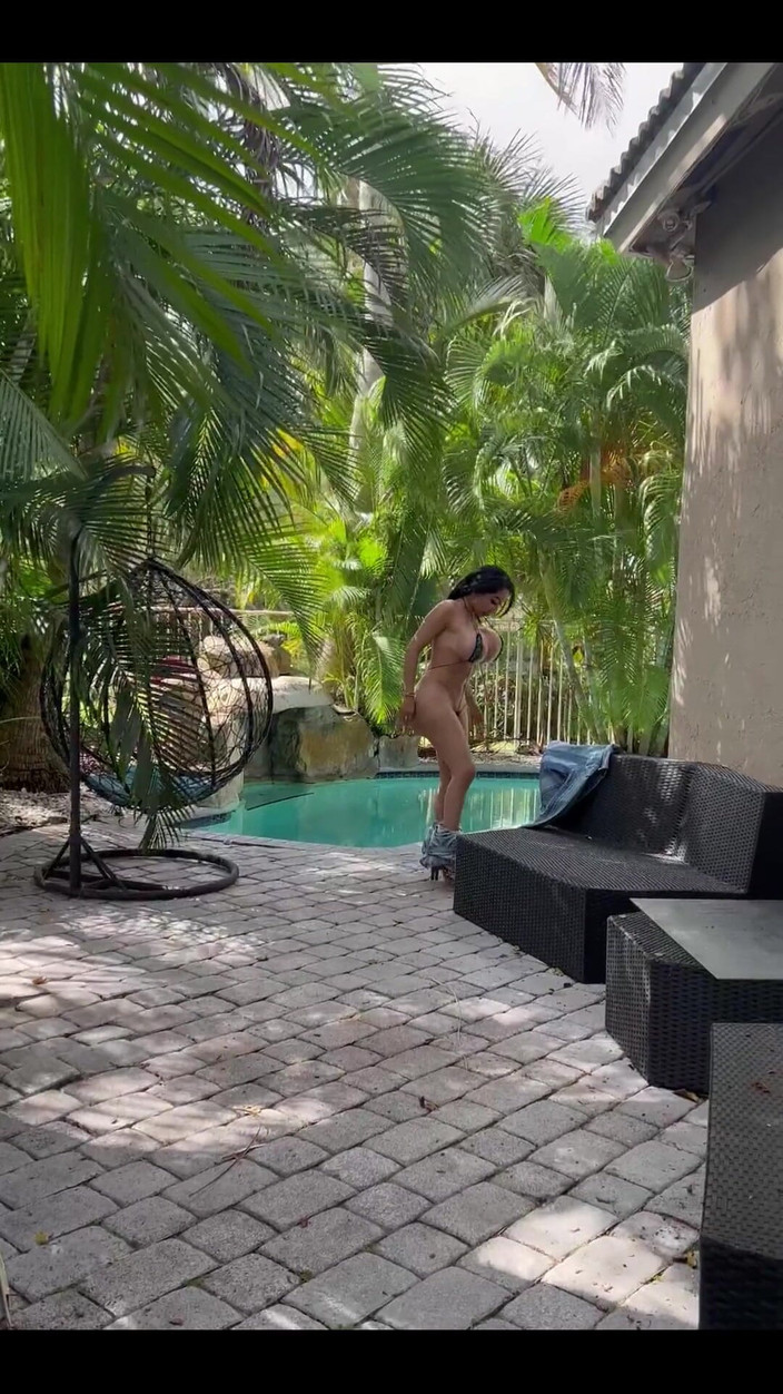 Anakaliyah: Thong Thong Kamis