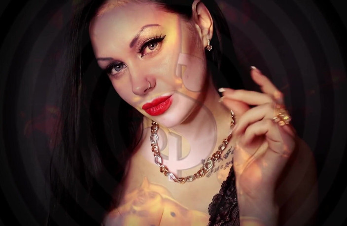 Goddess Misha Goldy: 魅惑的な財布の水切り!俺のスナップの度に、お前のチンポが揺れるぞ!