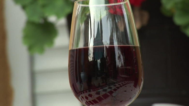 Pee porn: Jocuri cu pișat pe balcon