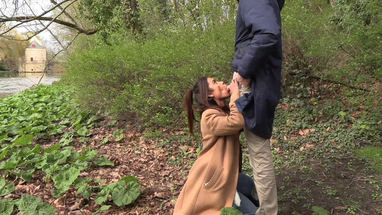 Latin Trans: Ả điếm Aleyda của tôi bú cu tôi đến thăm bruges