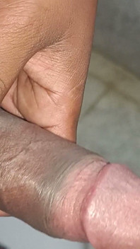 Indian Big Cock Mastribasi Di Depan Bhabhi Ji