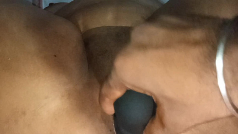 Pujahalder4828: Kakak ipar india lagi asik ngentot kontol suaminya pakai dildo...