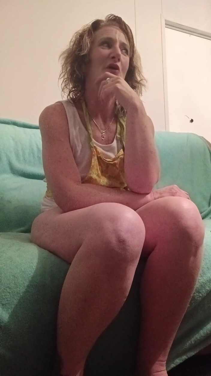 Longtoes45: Mommy's Boy