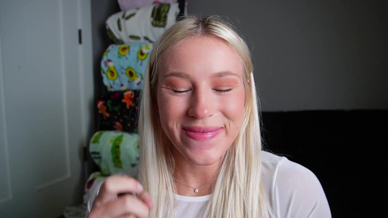 Keeks3005: Baisers de rouge à lèvres