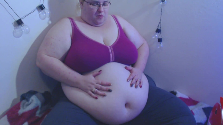 LaLaDelilah: Feedee Gluttony