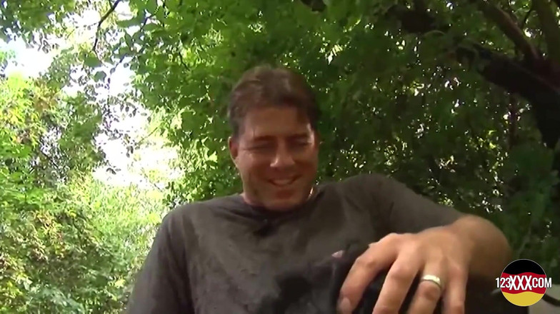 123XXX - Fucked Amateurs in Germany!: Una nonna arrapata ne ha bisogno nel profondo della sua...