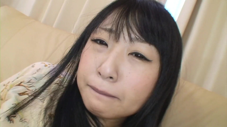 Japan Lust: Teen Kotomi Mizusawa plays with cock for the first time
