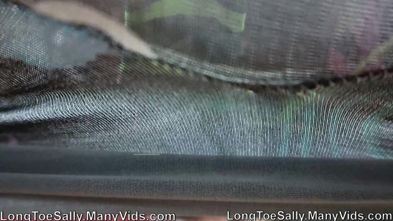 Long Toe Sally Big Buns: Squishies- quần legging