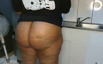 Jack off to My Curvaceous Big Ass Episode 1066