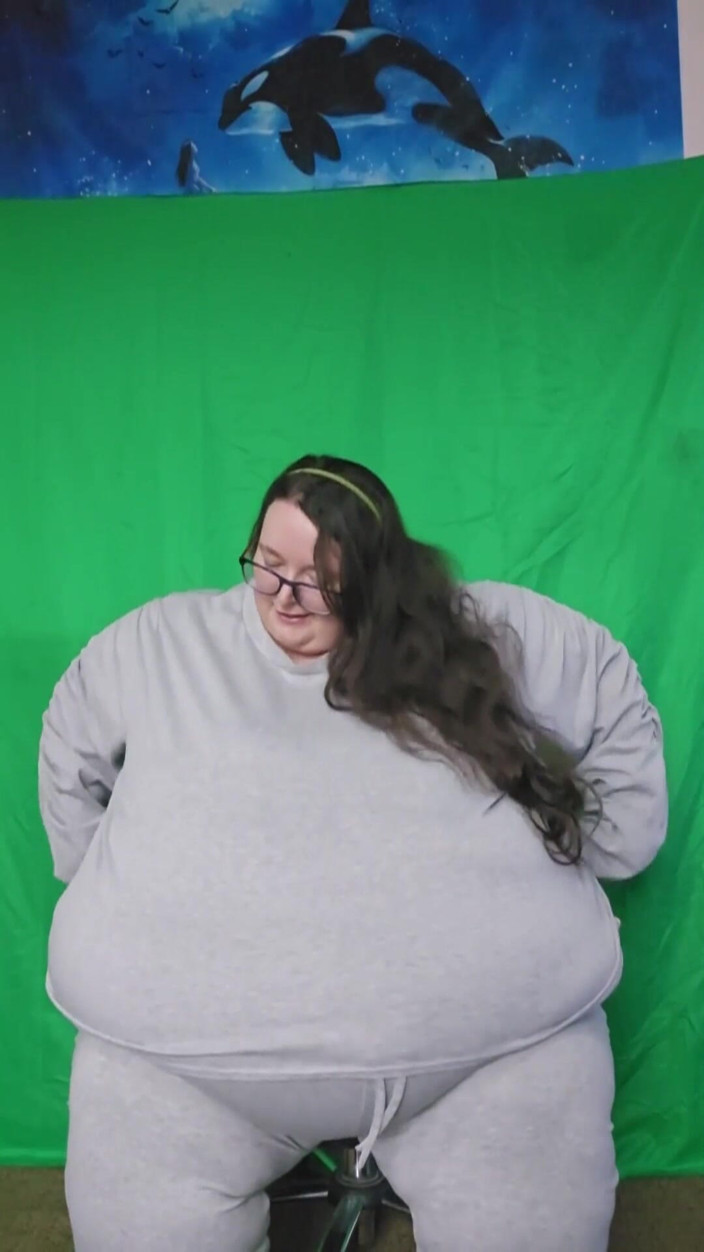 SSBBWLadyBrads: Fat SSBBW Goddess Clothes Try on