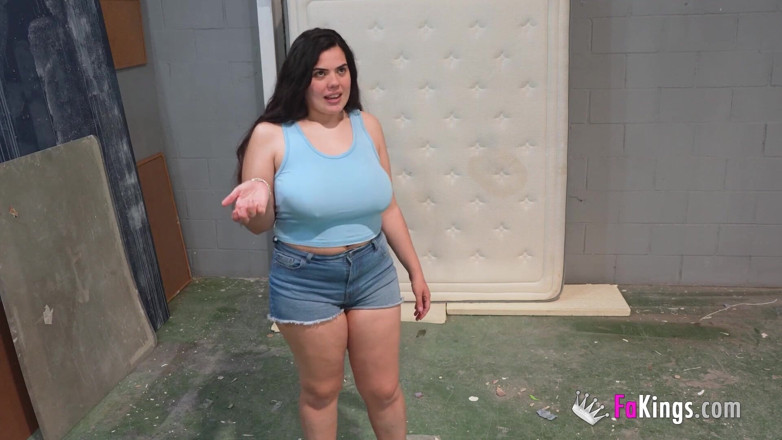 FAKings: Je Suis Alma Lopez, Très Plantureuse Et Hooligan. J’ai Des...
