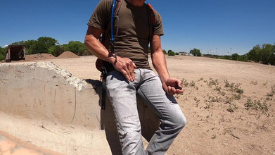 Lapetus: Сперма в джинсах с вибратором с дистанционном управлением