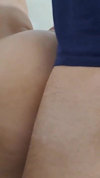 Cea mai bună prietenă vine la mine căutând sex, iubitul meu nu o face pe ea.