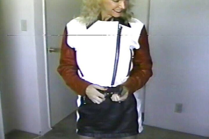 Vintage Life: Một cô bé tóc vàng rất đặc biệt làm hài lòng...