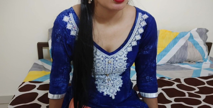 Saarabhabhi6: Xxx oudere stiefbroer verliet stiefzus in Hindi-audio.