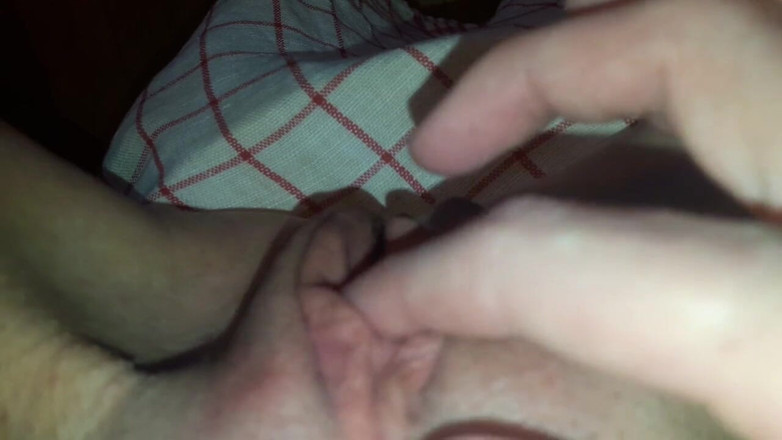 Christy G: Close up masturbation of my unshaved pussy.