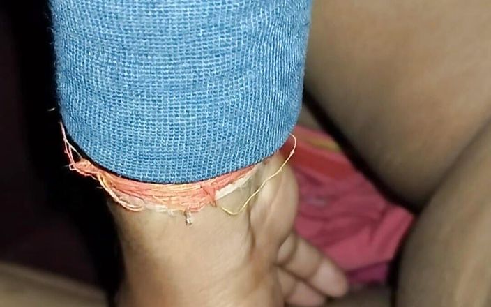 Sona7622: Cô gái làng chơi Ấn Độ đụ mạnh