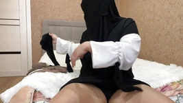 Esposa egipcia de El Cairo da instrucciones para masturbarse