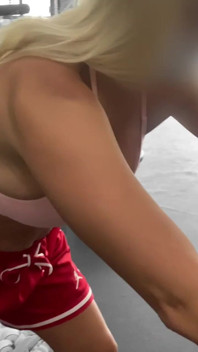 Wifey Working Out in the Gym