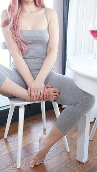 Poción de chorro - pantalones mojados y rasgándose