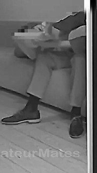 Betrapt Op Roken En Het Kijken Naar Porno, Wordt Deze Stiefzoon Zwaar Gestraft En Seksueel Vernederd