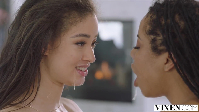 Vixen: VIXEN Sambutan Kolej Gaya Vixen