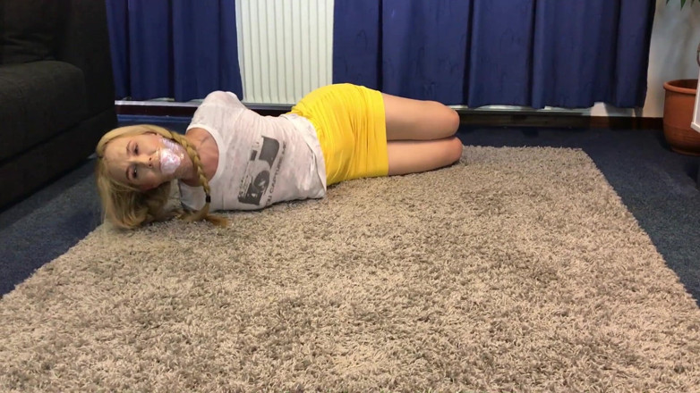 Restricting Ropes: Ariel Anderssen - Babysitter