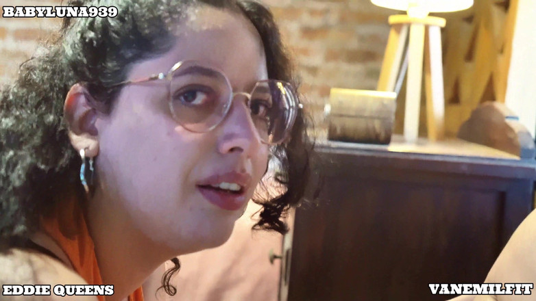 Eddie Queens: Moje fit ebenová manželka nás přistihla při šukání a vzala si...