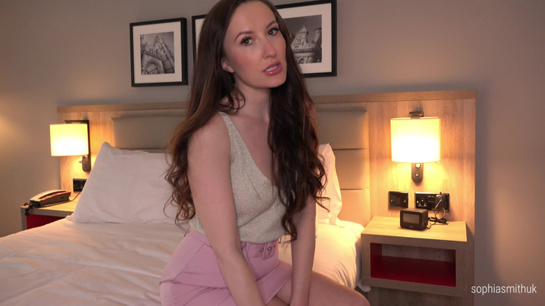 SophiaSmithUK: Твой босс чувственно доминирует над тобой