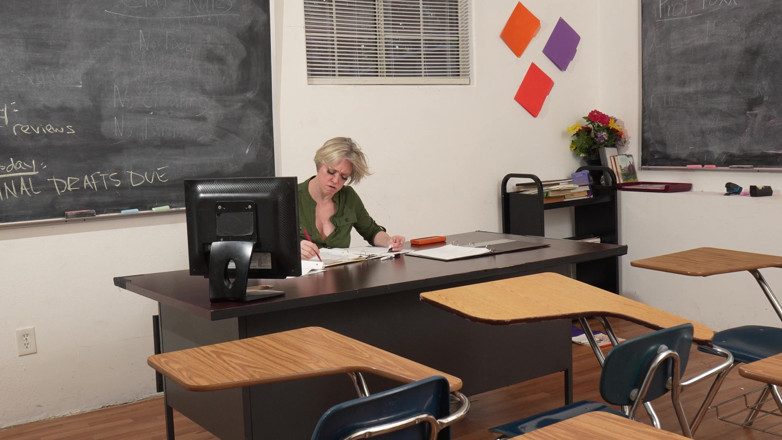 Aunt Judy's XXX: Naughty Teacher Caught Masturbating in Class