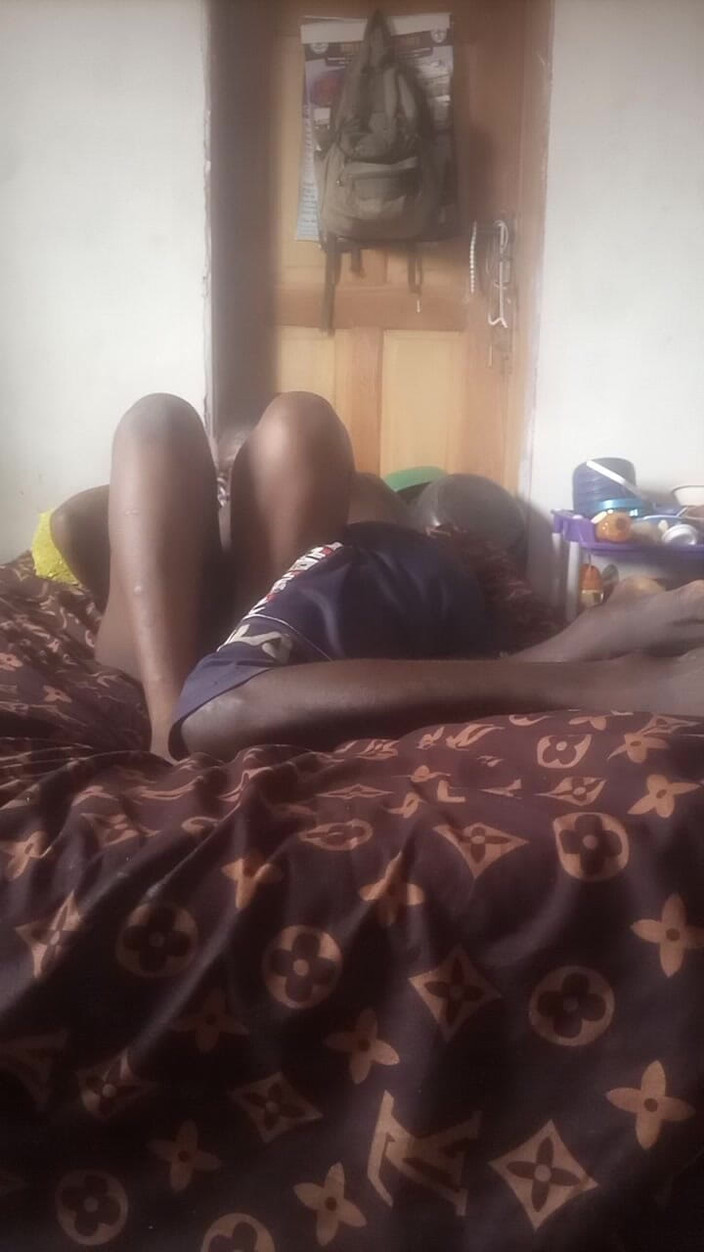 Oladi plenty tv: Ta dziewczyna z dużymi piersiami przygotowuje się do seksu